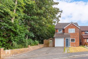 Photo 24- click for photo gallery